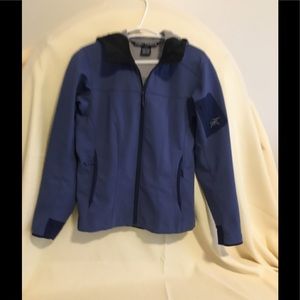 Arc’teryx Epsilon women’s lightweight jacket size 8-10